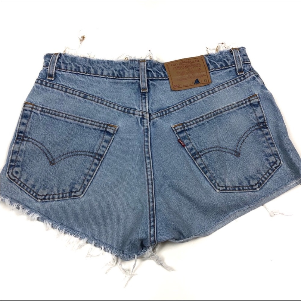 Levi cutoff jean shorts